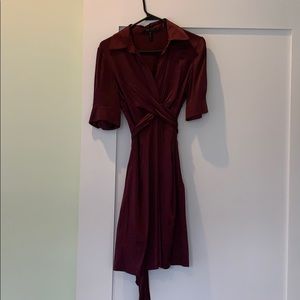 BCBG MAXAZRIA stretch silk cocktail dress